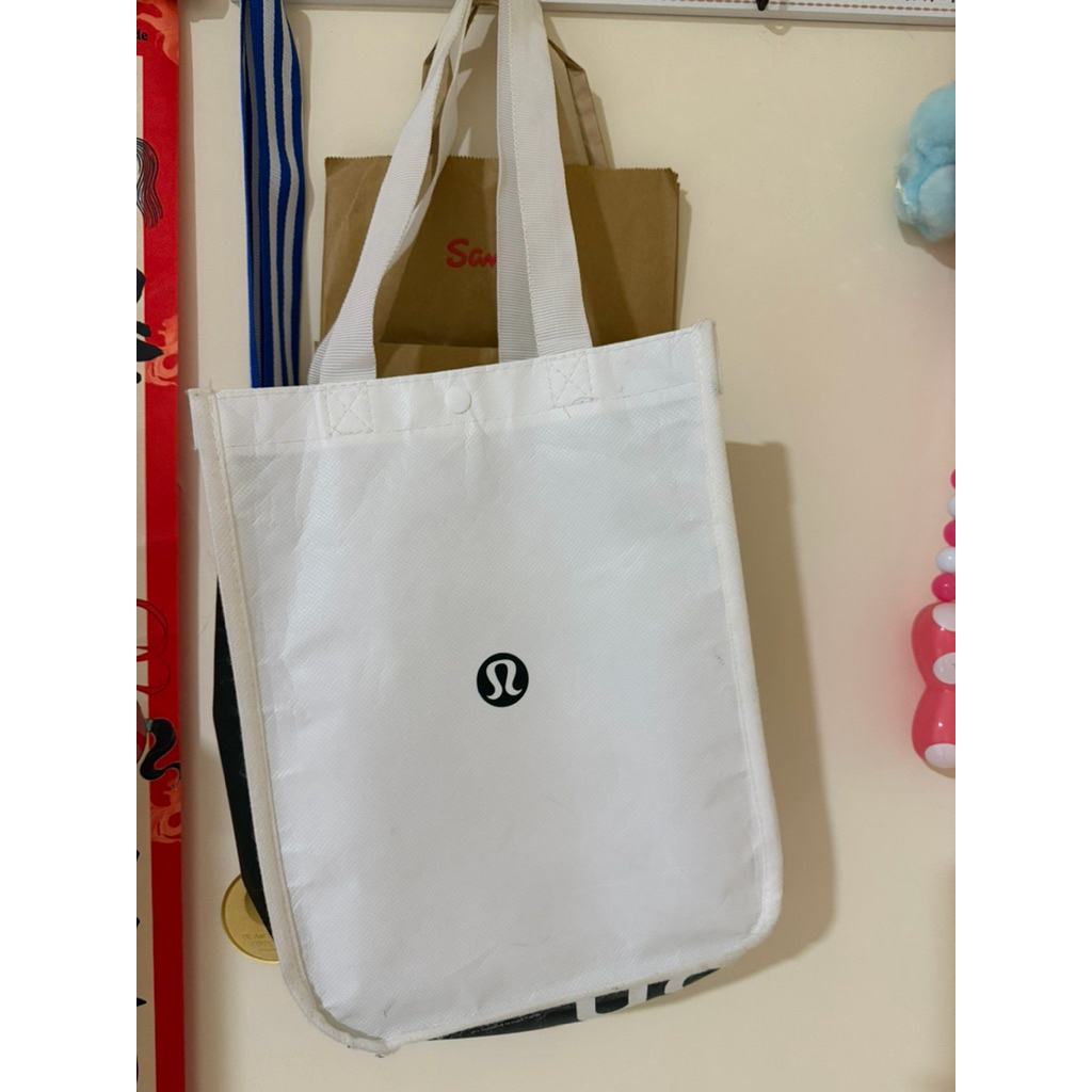 totebag lululemon preloved