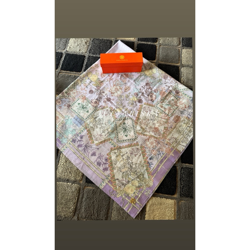 PRELOVED PRINTED SCARF NADA PUSPITA