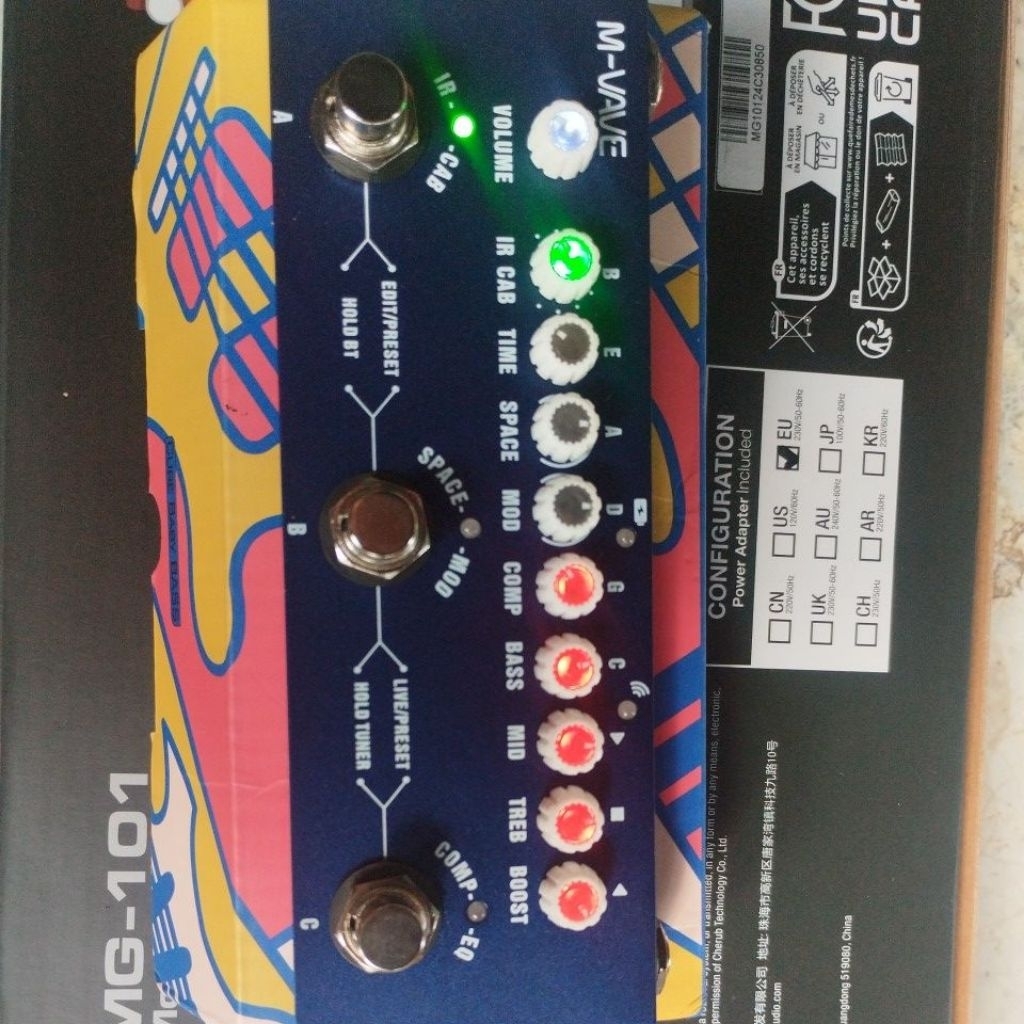 M-VAVE Cube Baby Bass.