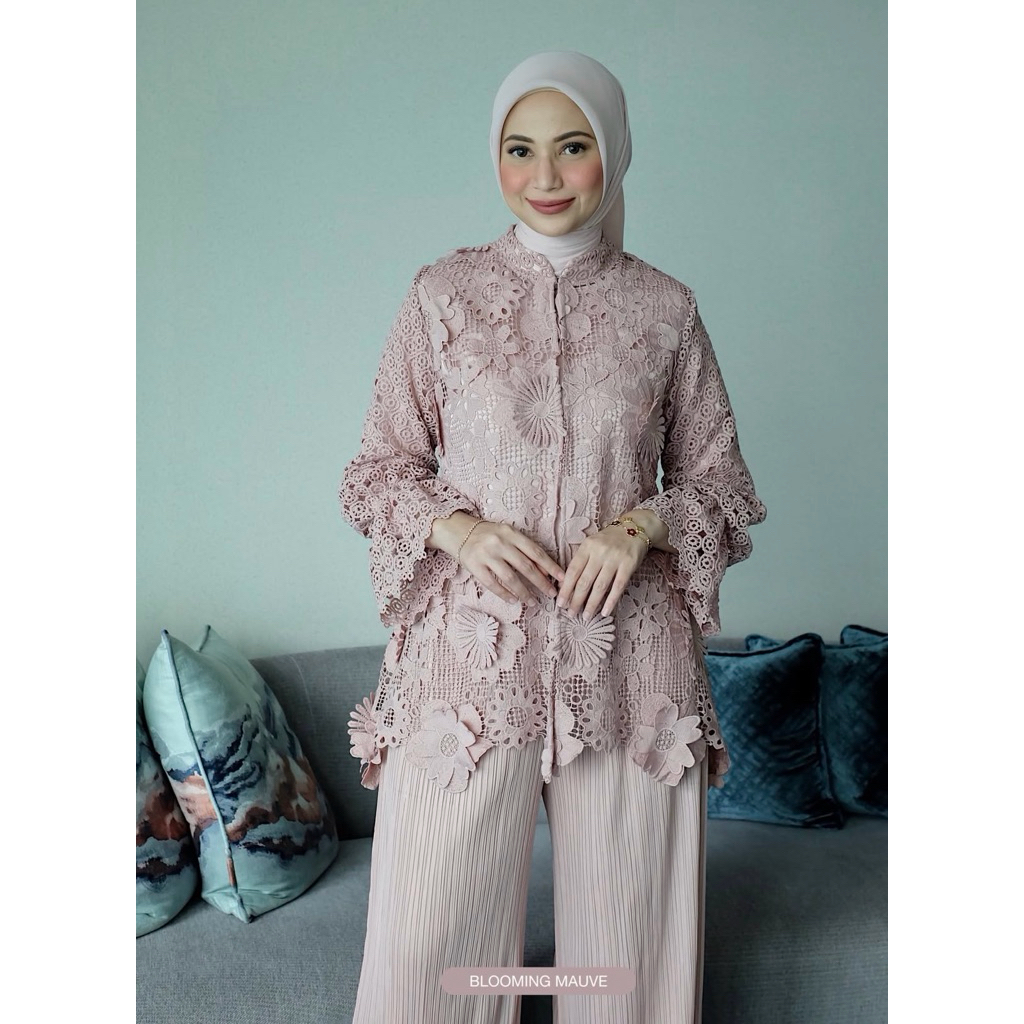 New SARAH THE LABEL Aisha Blouse Mauve Sanghai STL SIGNATURE