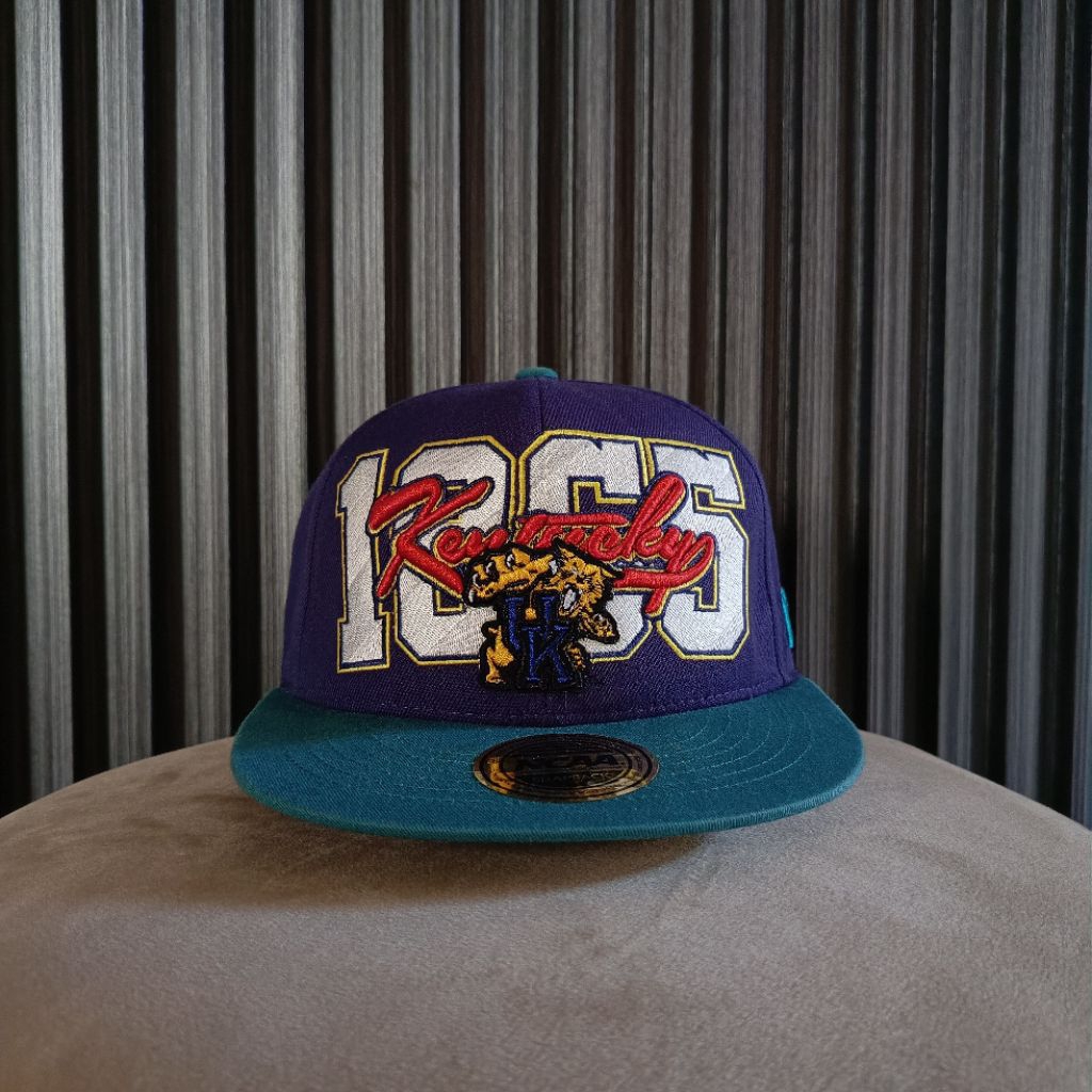 Topi Snapback NCAA