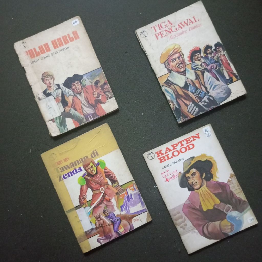 Buku Klasik Terjemahan Indonesia Pulau Harta, Tiga Pengawal, Tawanan di Zenda, Kapten Blood / Novel 