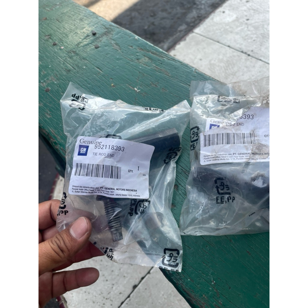 tie rod end chevrolet spin