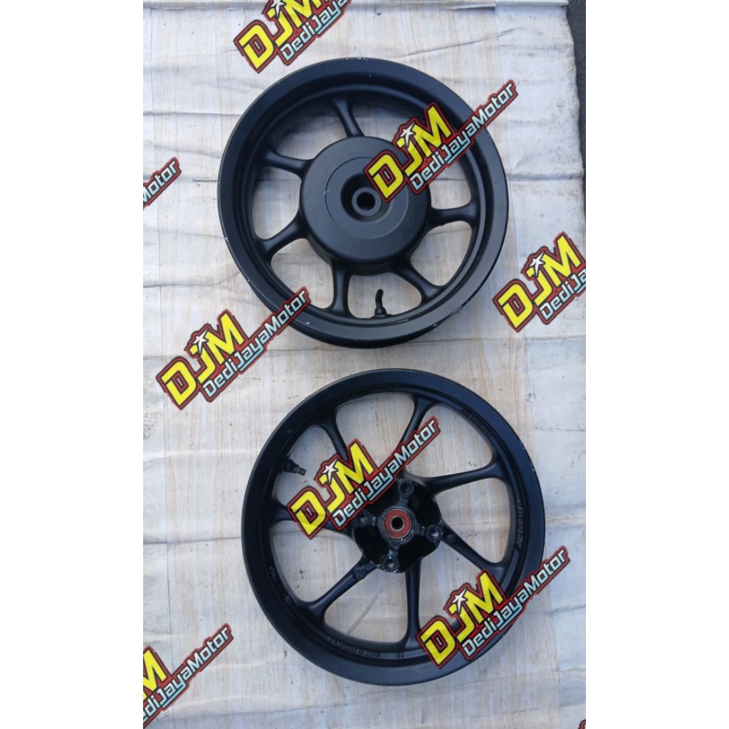 VELEG PELEK RESING ORI HONDA SCOOPY DONAT RING 12 DEPAN BELAKANG