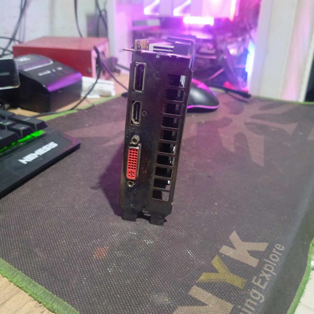 booking sampai tgl 23 VGA Gtx 950 2 gb bukan gtx 750ti / gtx 1050. bekas pakai normal