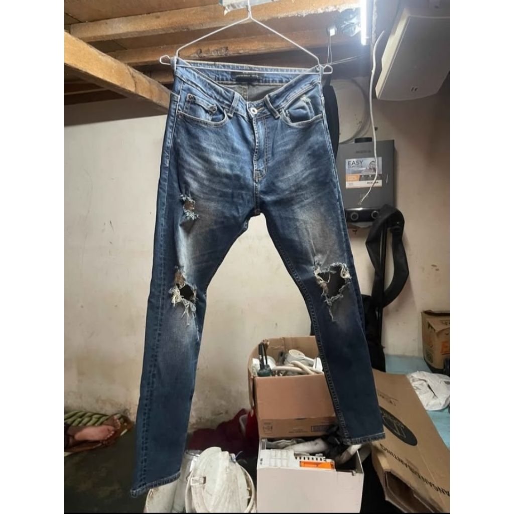 2 ripped jeans zaraman