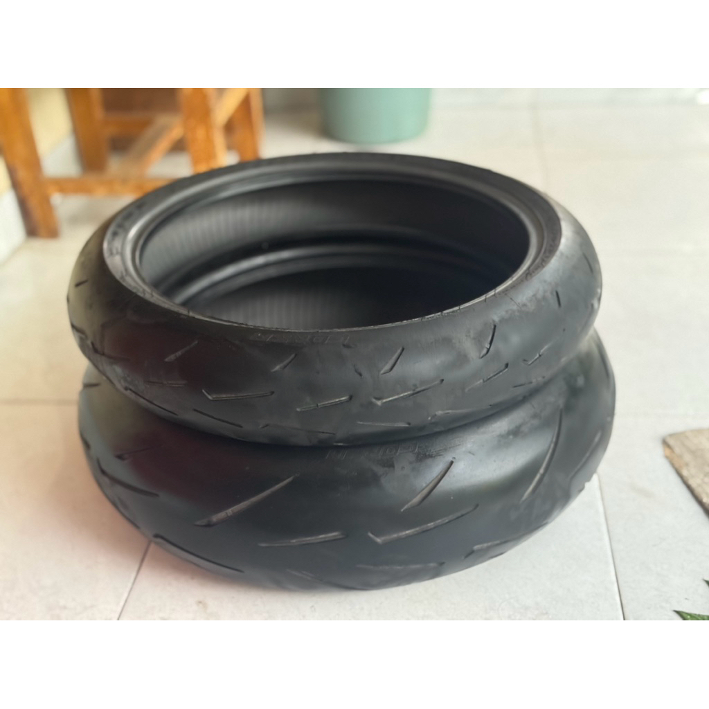 Ban Pirelli Diablo Rosso IV Corsa 120/70- 180/55
