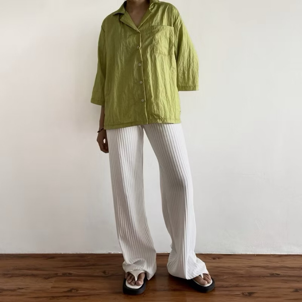 NYLON SHIRT / KEMEJA PARASUT / KEMEJA NYLON - Puff it Up Preloved