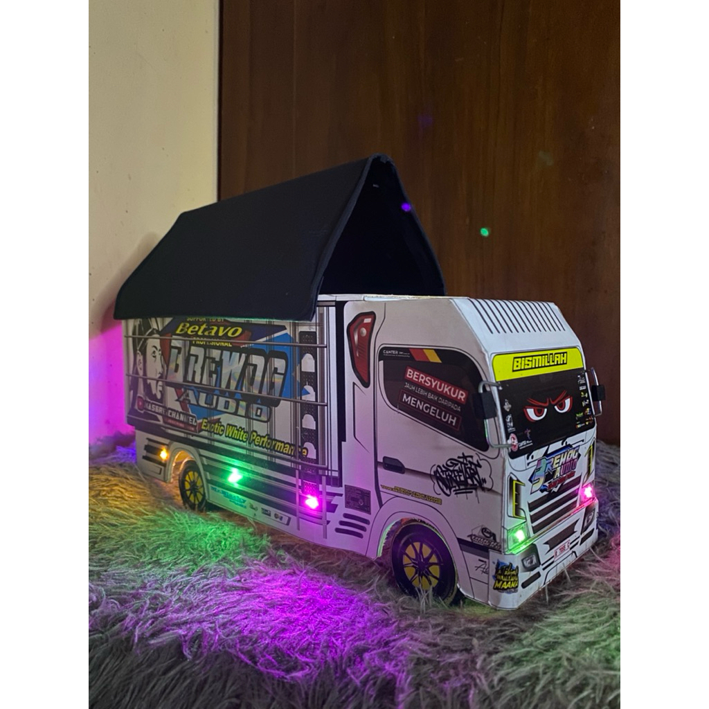 PROMO MINIATUR TRUK OLENG MINIATUR TRUK LAMPU MINIATUR TRUK TERPAL