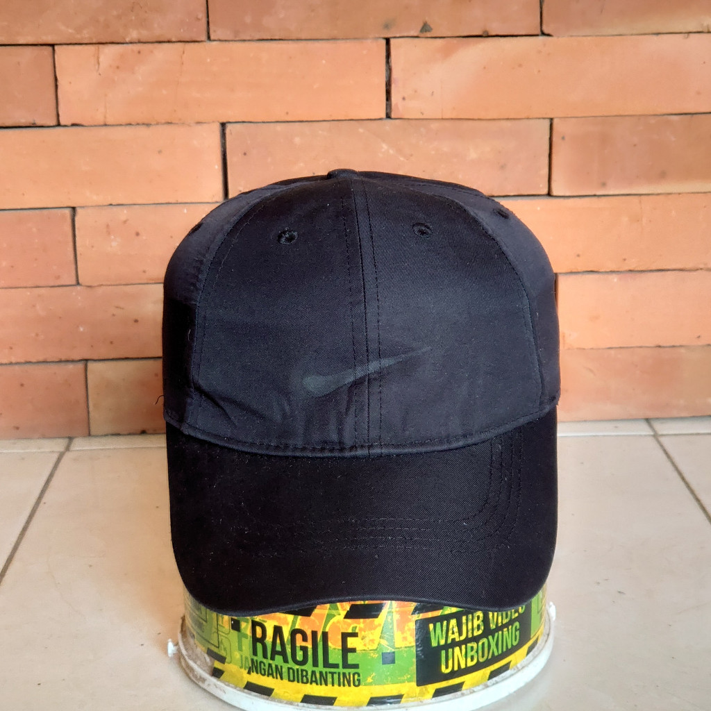 TOPI RUNNING NIKE ORIGINAL