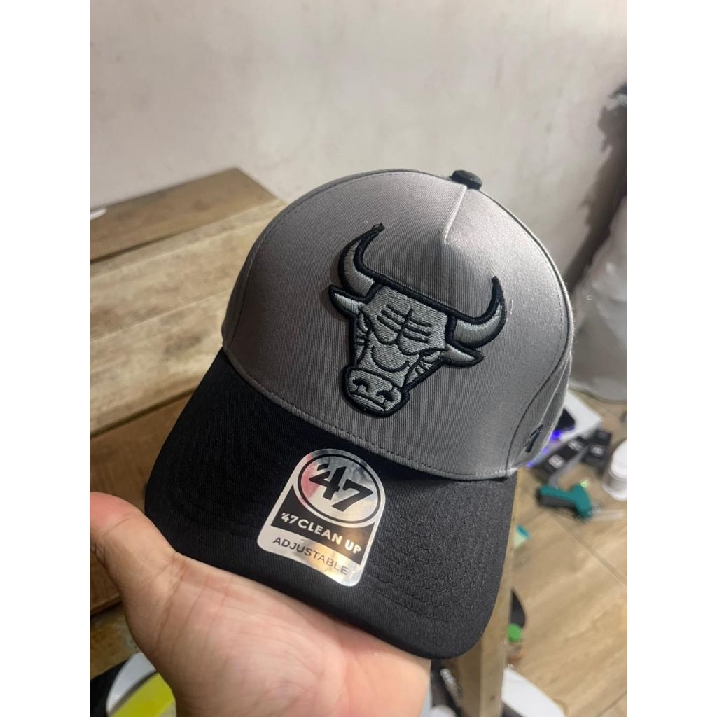 Topi Baseball premium, logo Banteng
