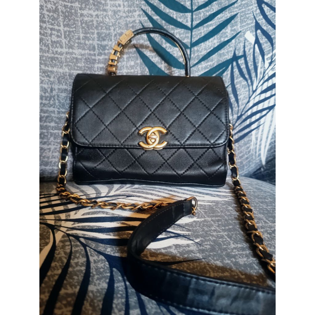 chanel vintage preloved bag CC balzip