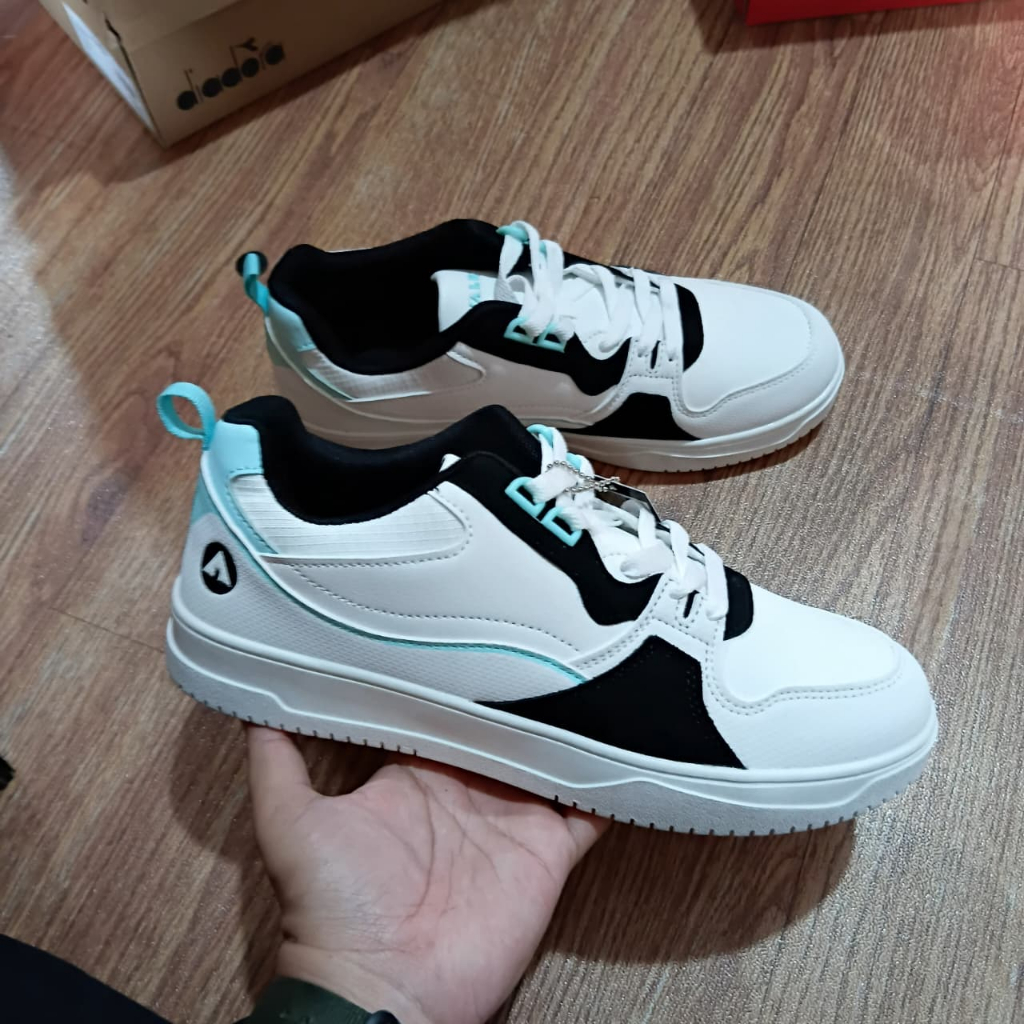 Airwalk Dawson Women's Sneakers Shoes - White/Blue