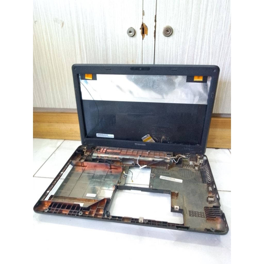 CASING/CASE/KESING TOSHIBA SATELLITE L640