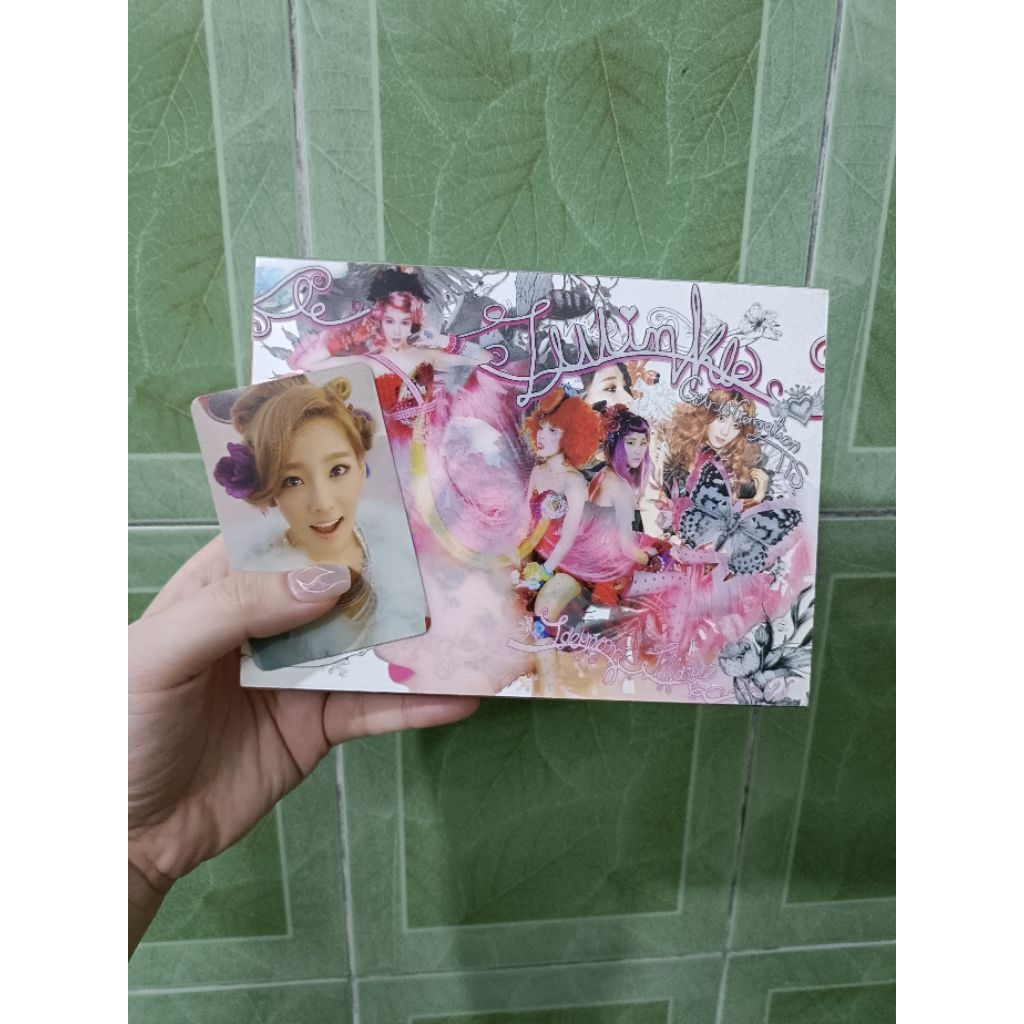 Album SNSD TaeTiSeo Twinkle Taeyeon pc