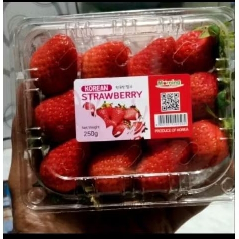 BUAH STRAWBERRY KOREA 1 PACK