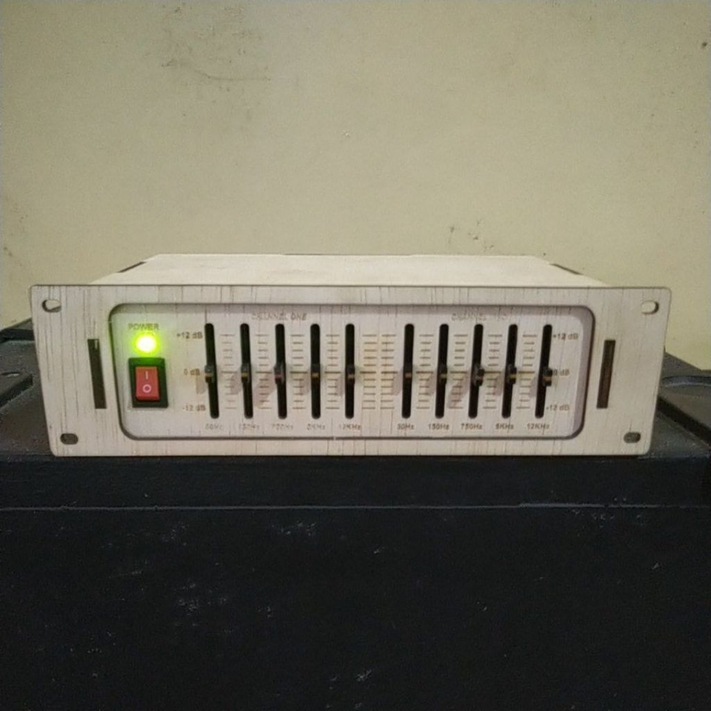 Equalizer 5 Band Graphic Stereo