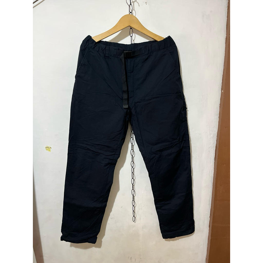 celana uniqlo utility