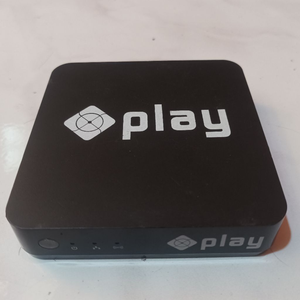 Original MNC Play Media Receiver STB HE2500 Normal