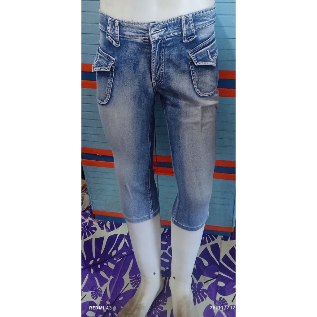Celana Jeans 3/4 LQ999 Preloved