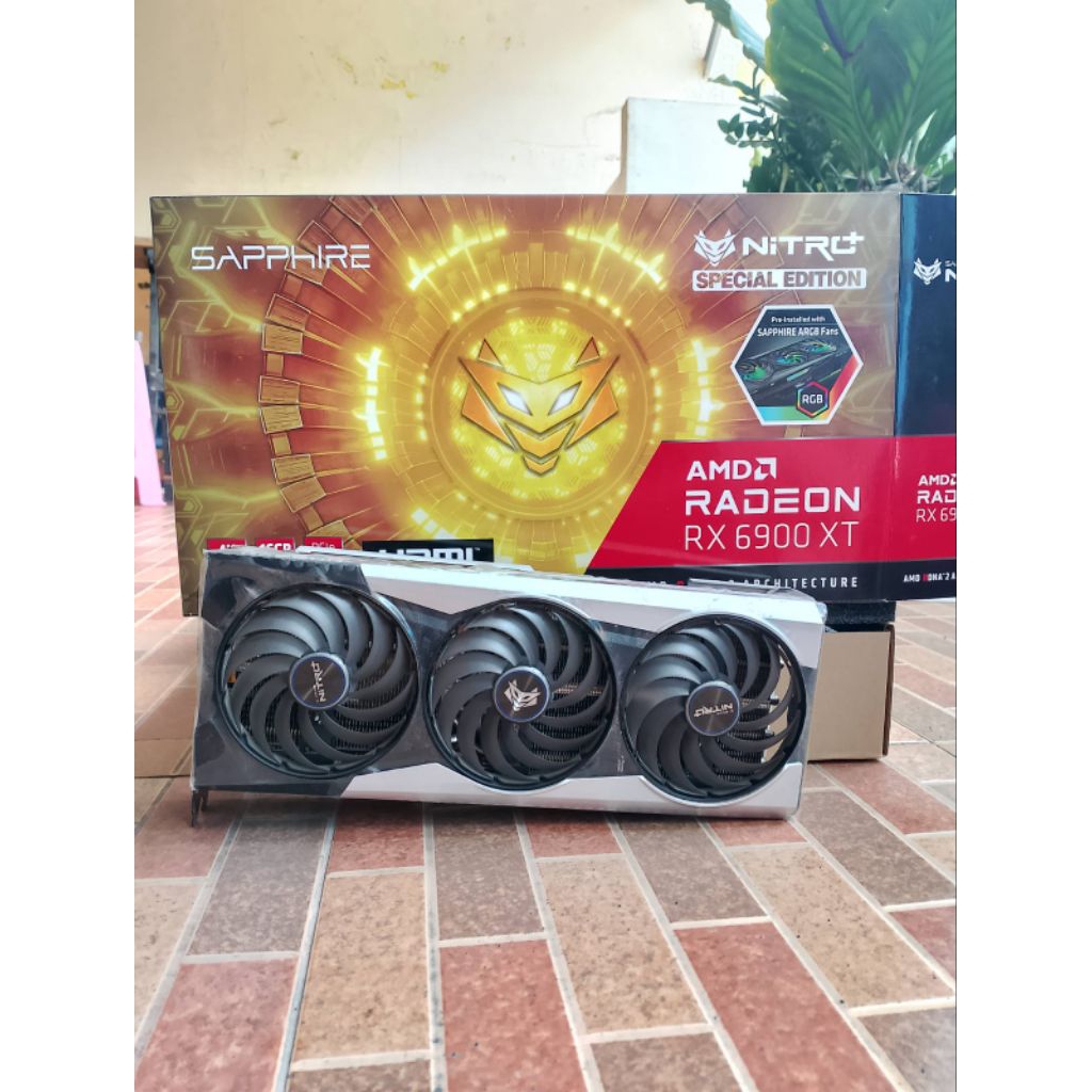 Sapphire Nitro+ AMD Radeon RX 6900 XT 16GB Special Edition - Full set