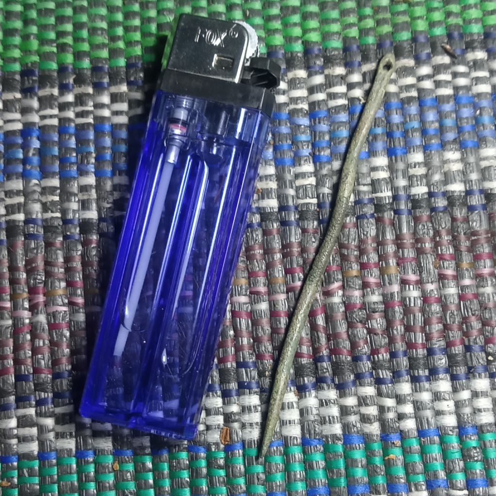 jarum perunggu temuan