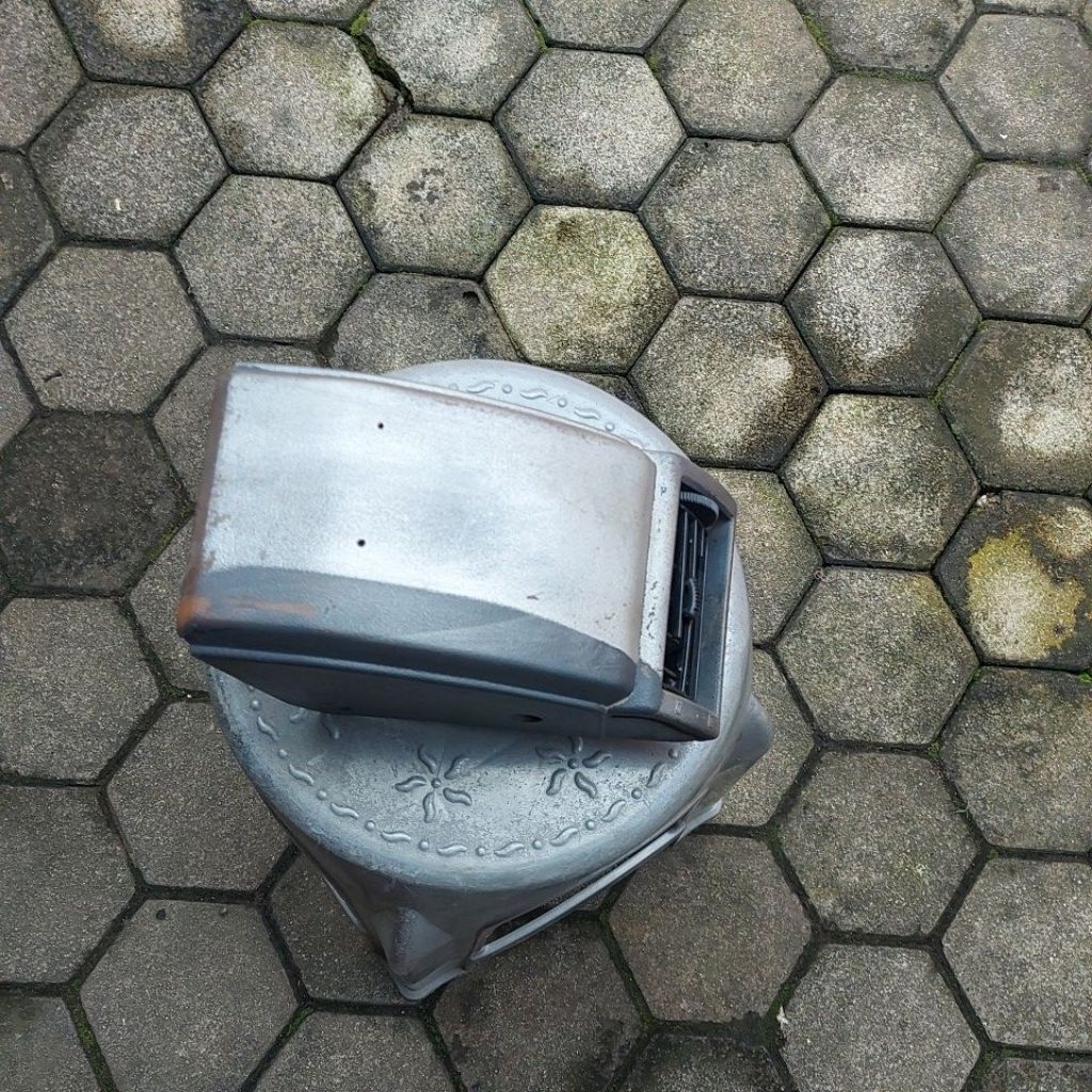 Dasbord kisi ac kijang super