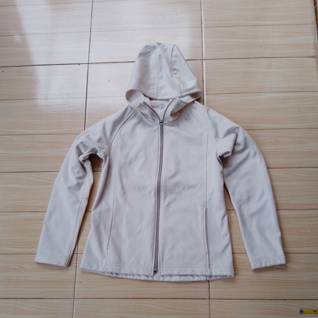 jacket sport cewek uniqlo size S
