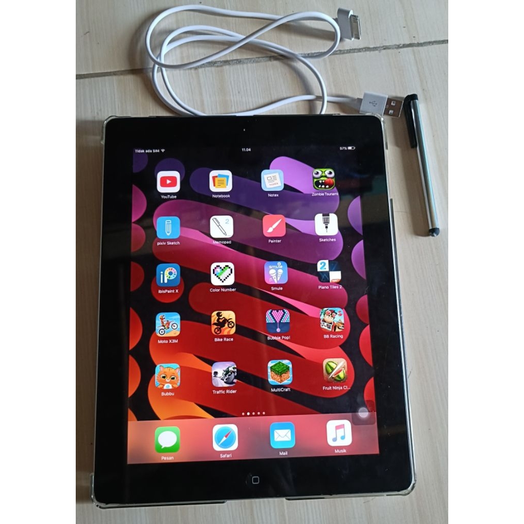 Tablet Apple iPad Belajar Menggambar Anak