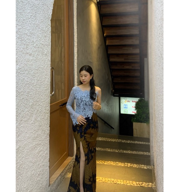 Batik dress, kebaya dress wisuda