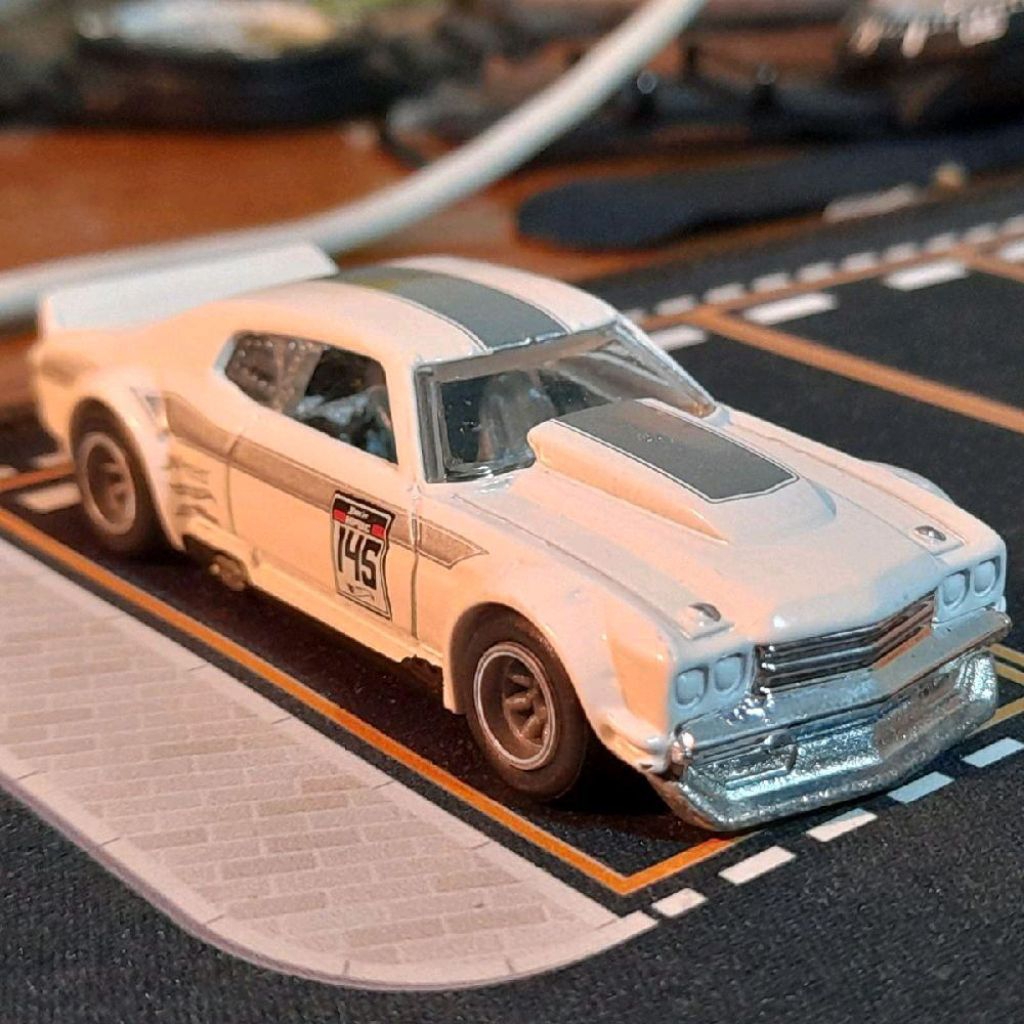Hot Wheels Premium Track Day - 1970 Chevrolet Chevelle SS (loose)