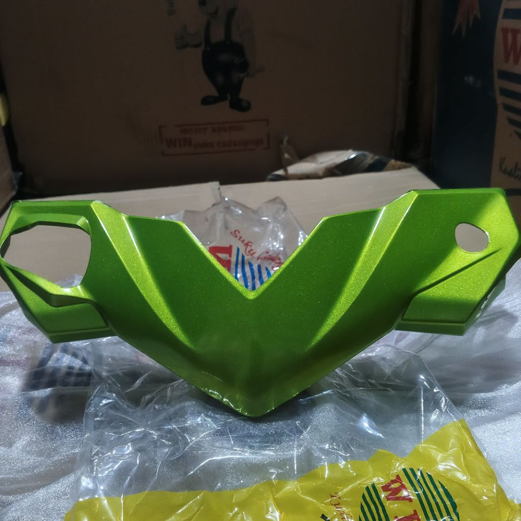 BATOK DEPAN BEAT KARBU HIJAU