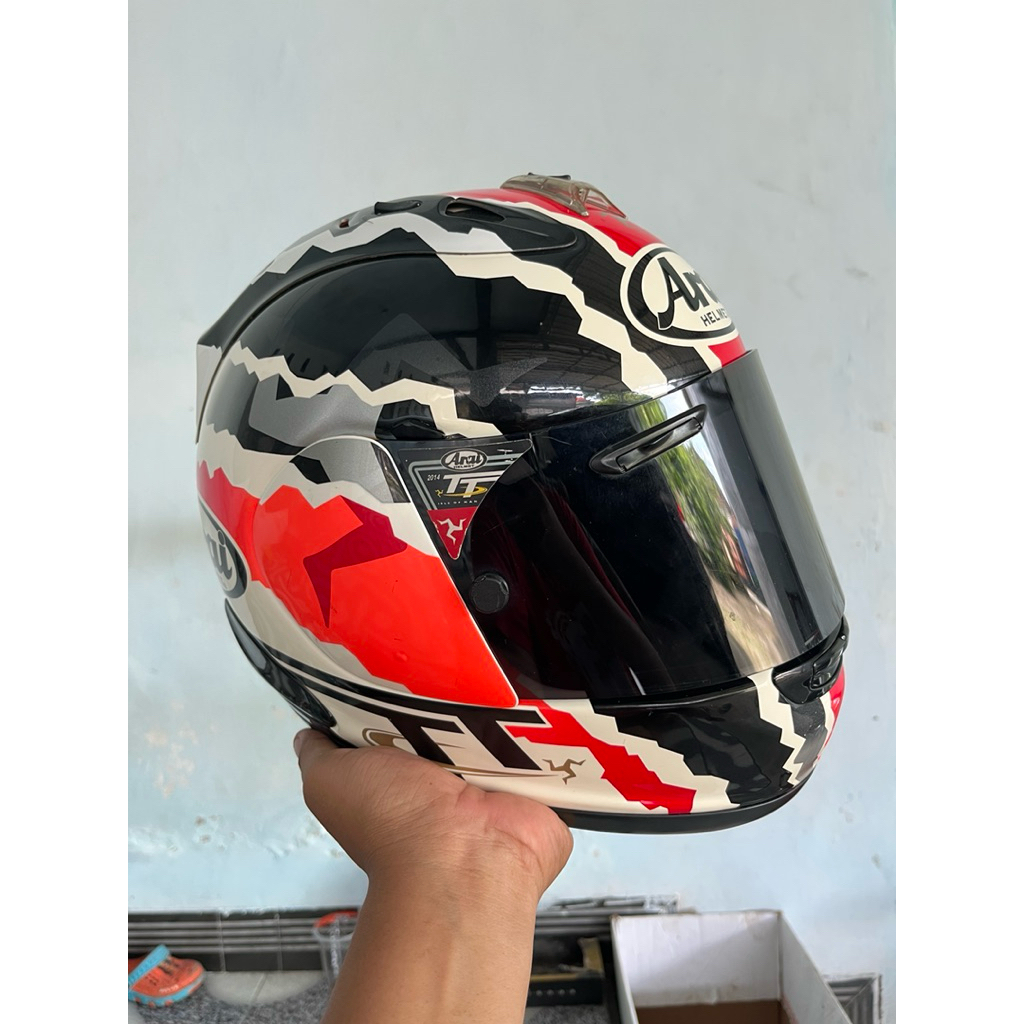 Arai Doohan TT