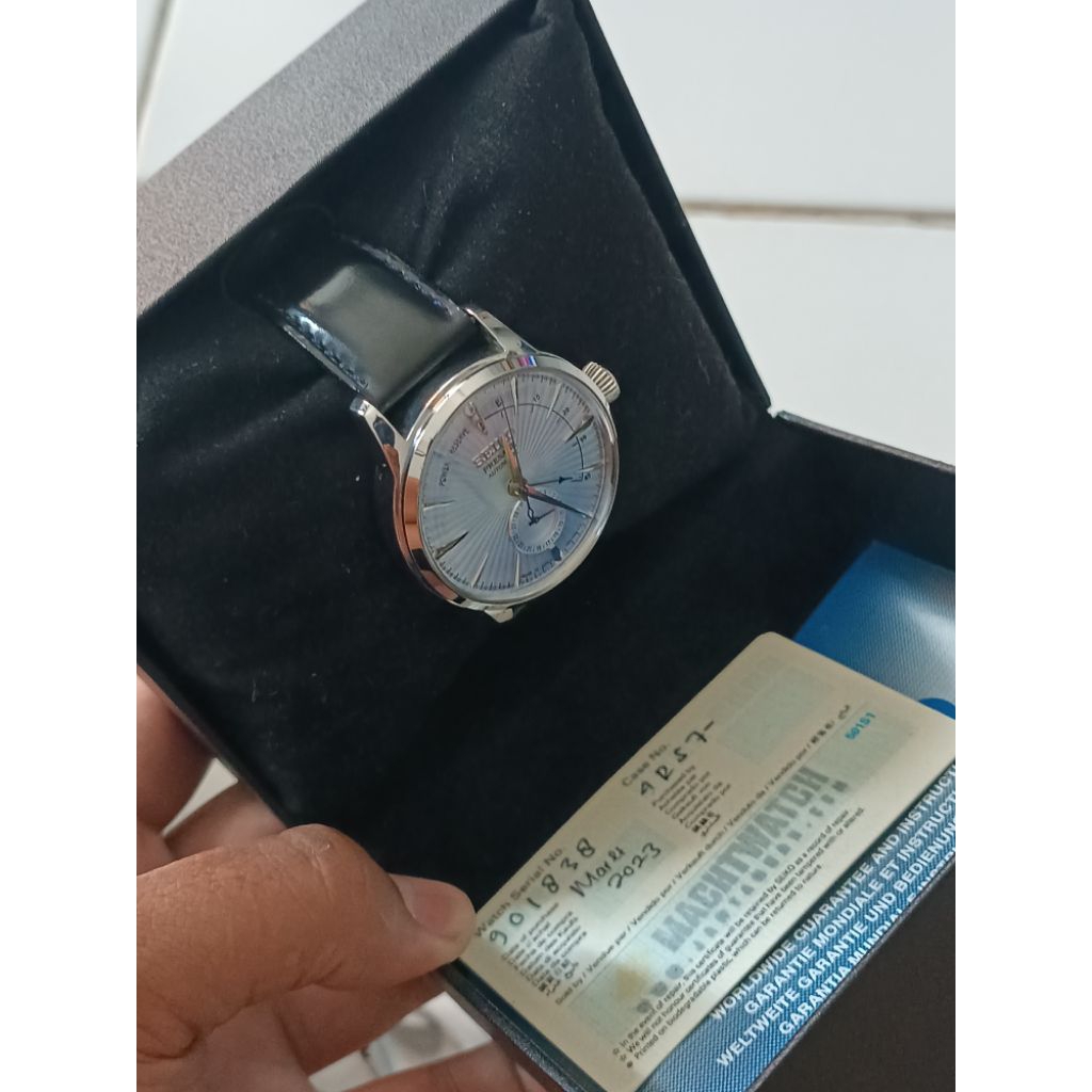 Seiko presage ssa343J1 second/used