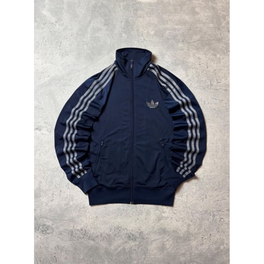 tracktop adidas firebird navy.