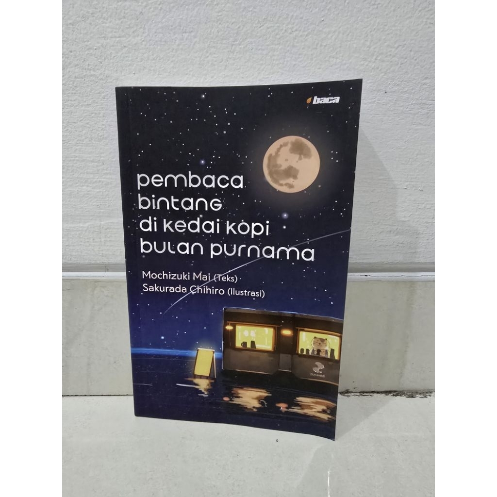 [buku bekas] pembaca bintang di kedai kopi bulan purnama oleh mochizuki mai