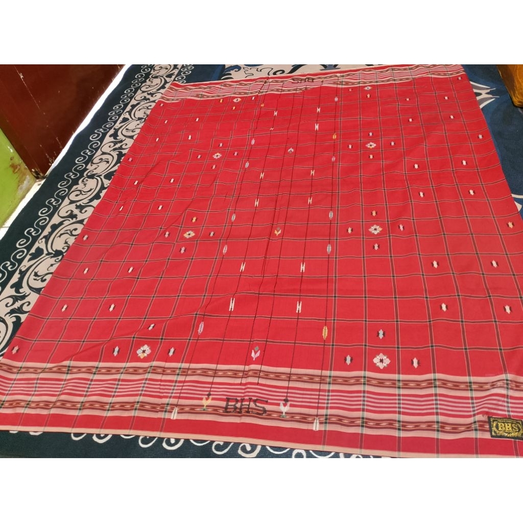Sarung BHS full sutra type SKT ANTIK warna merah FANTA 