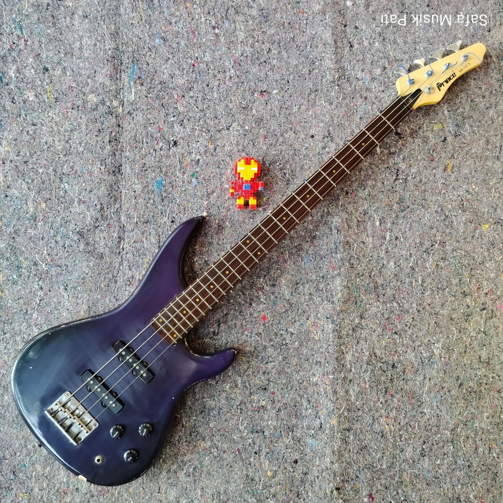 Gitar Bass Prince Original Normal No Minus Kondisi Terawat, Gbr di Foto (Packing Kayu)