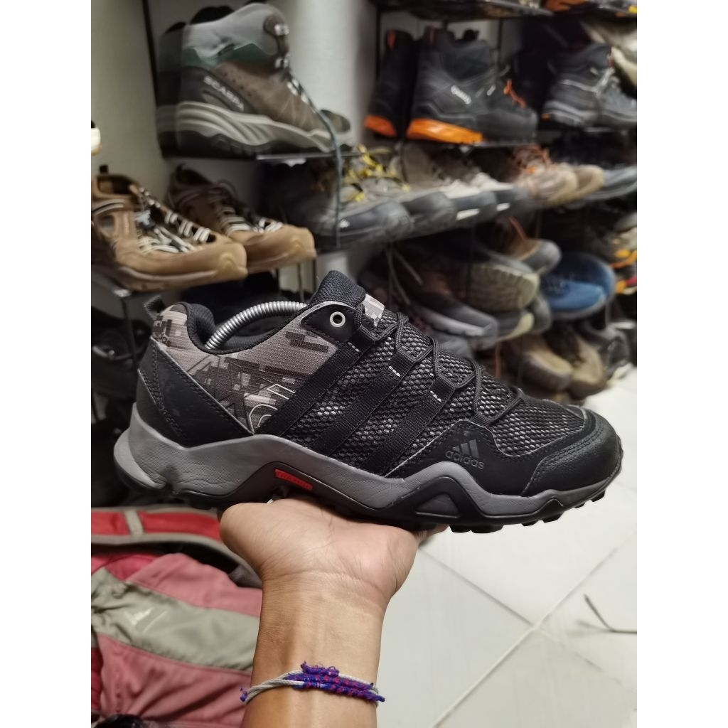 Sepatu Hiking Gunung Trail Run Terrex AX2 Camo Size 44