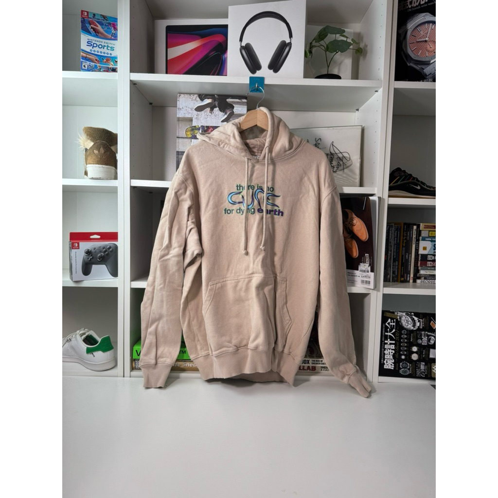 Hoodie Public Culture no cure sand