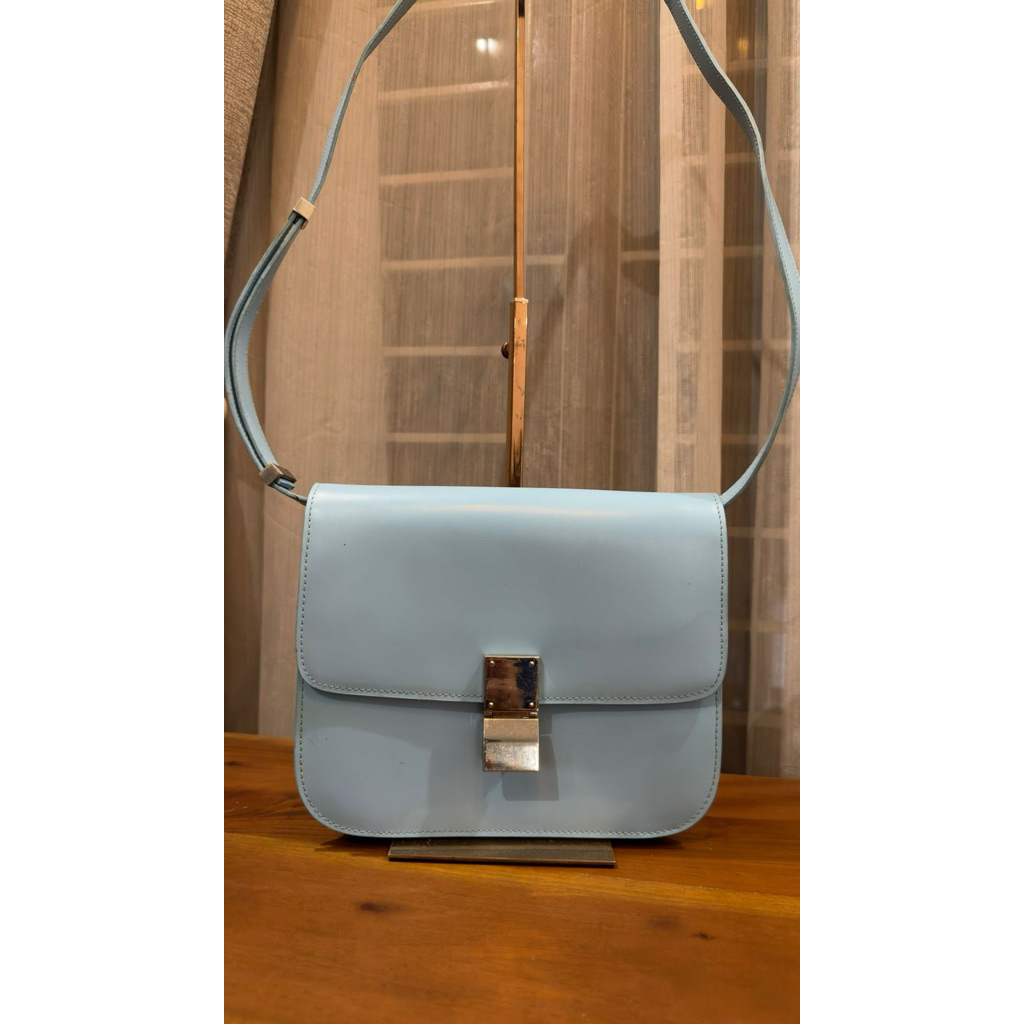 Preloved Celine Medium Classic Calfskin Bag