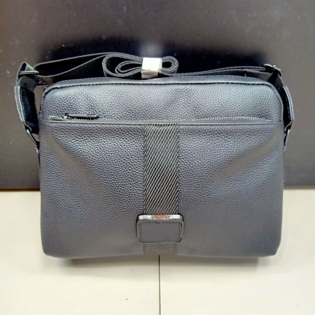 tas selempang kulit black crossbody bag pria kulit