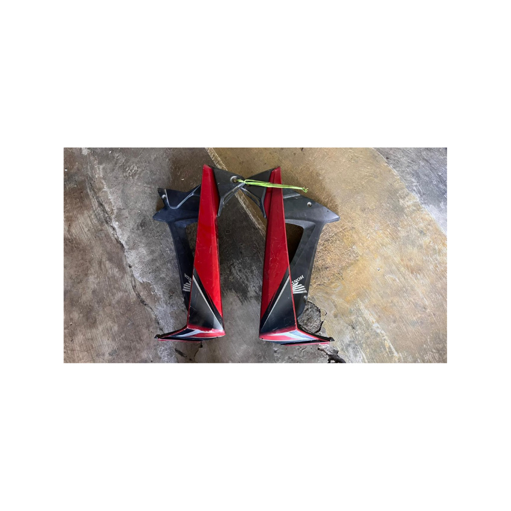 satu set sayap depan honda revo lancip lama ori