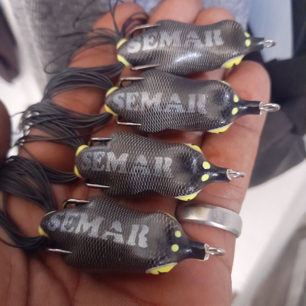 Soft Frog skritt Semar.4,5cm/6grm.hook.kenzi no 2