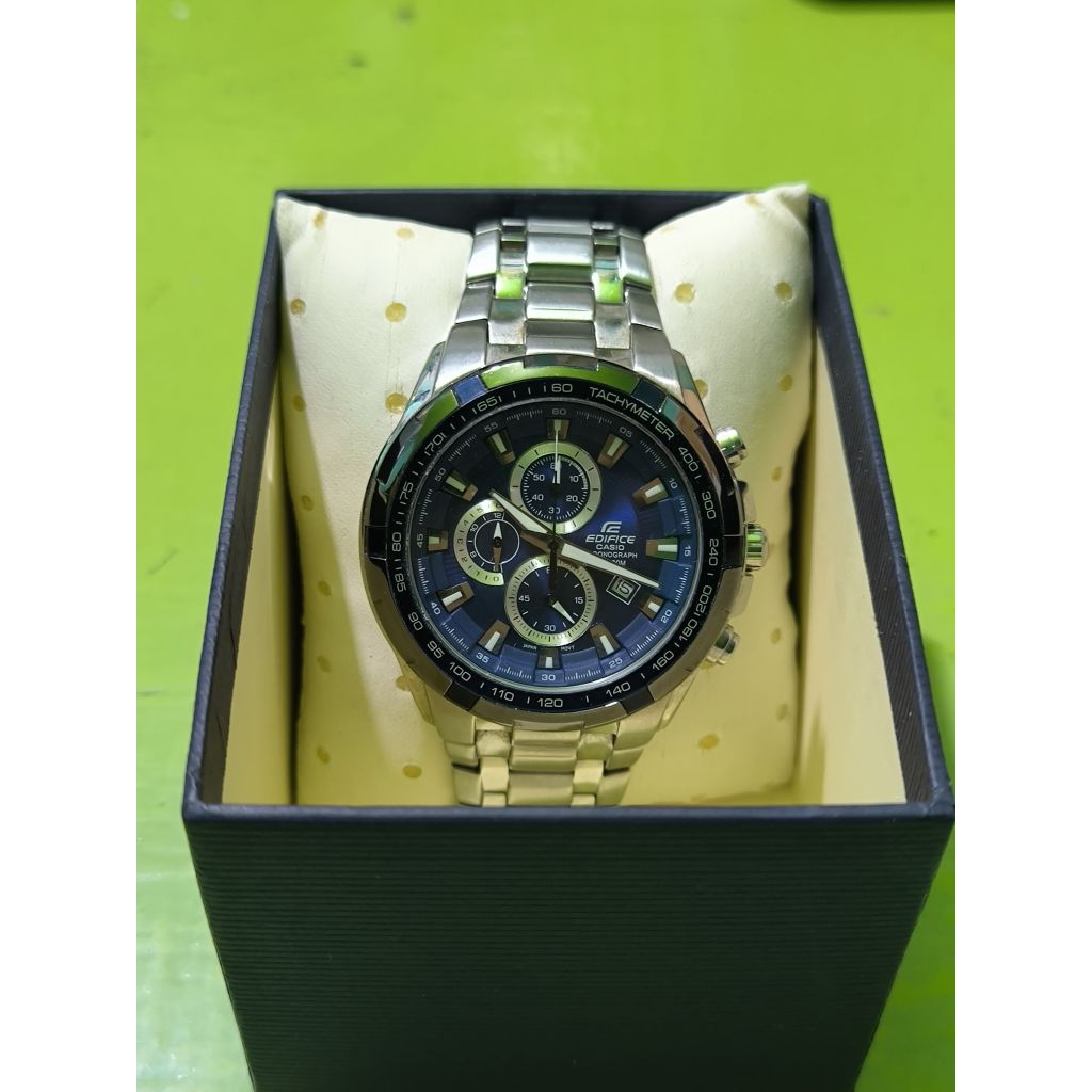 [PRELOVED] Jual Jam Tangan Pria Casio Edifice Chronograph EF-539D-2AVDF Water Resistant 100M Black D