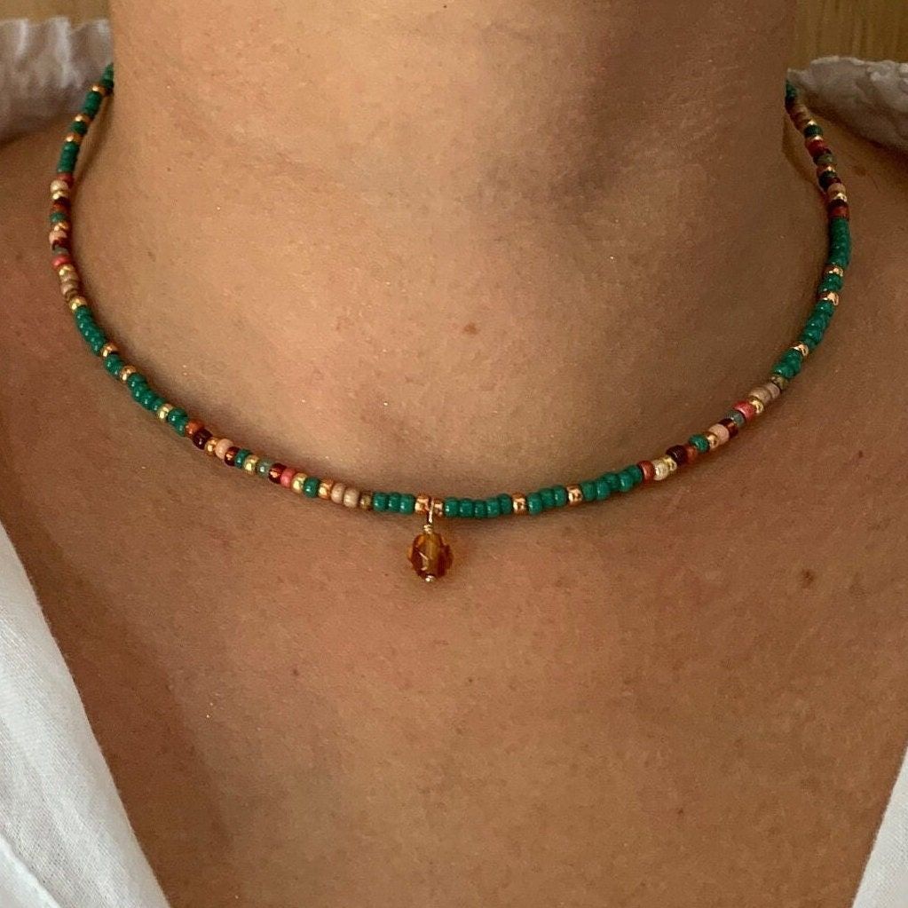 emerald bead mix gold necklace