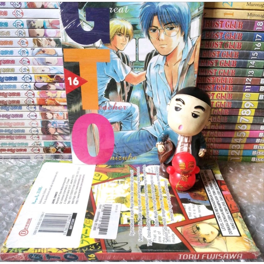 Komik Great Teacher Onizuka GTO Toru Fujisawa.