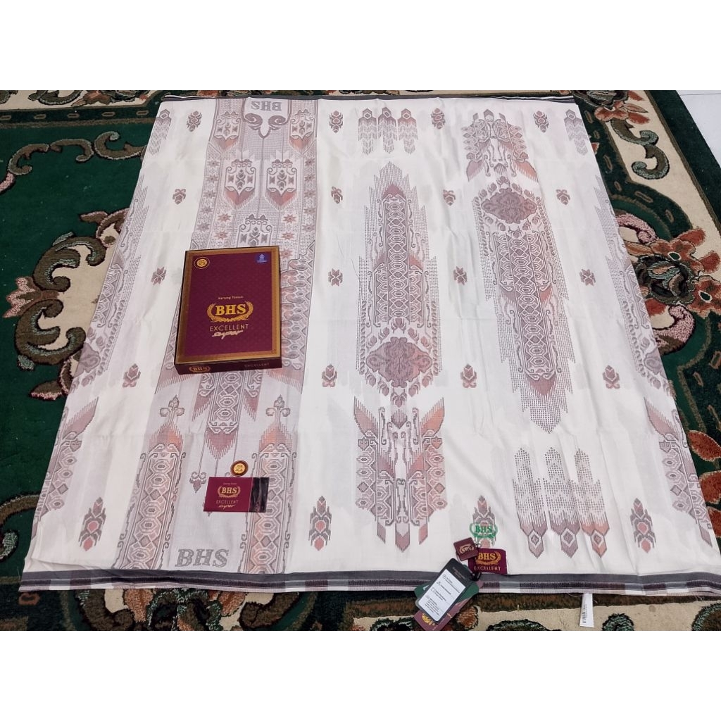 sarung classic gold excellent gold bhs super