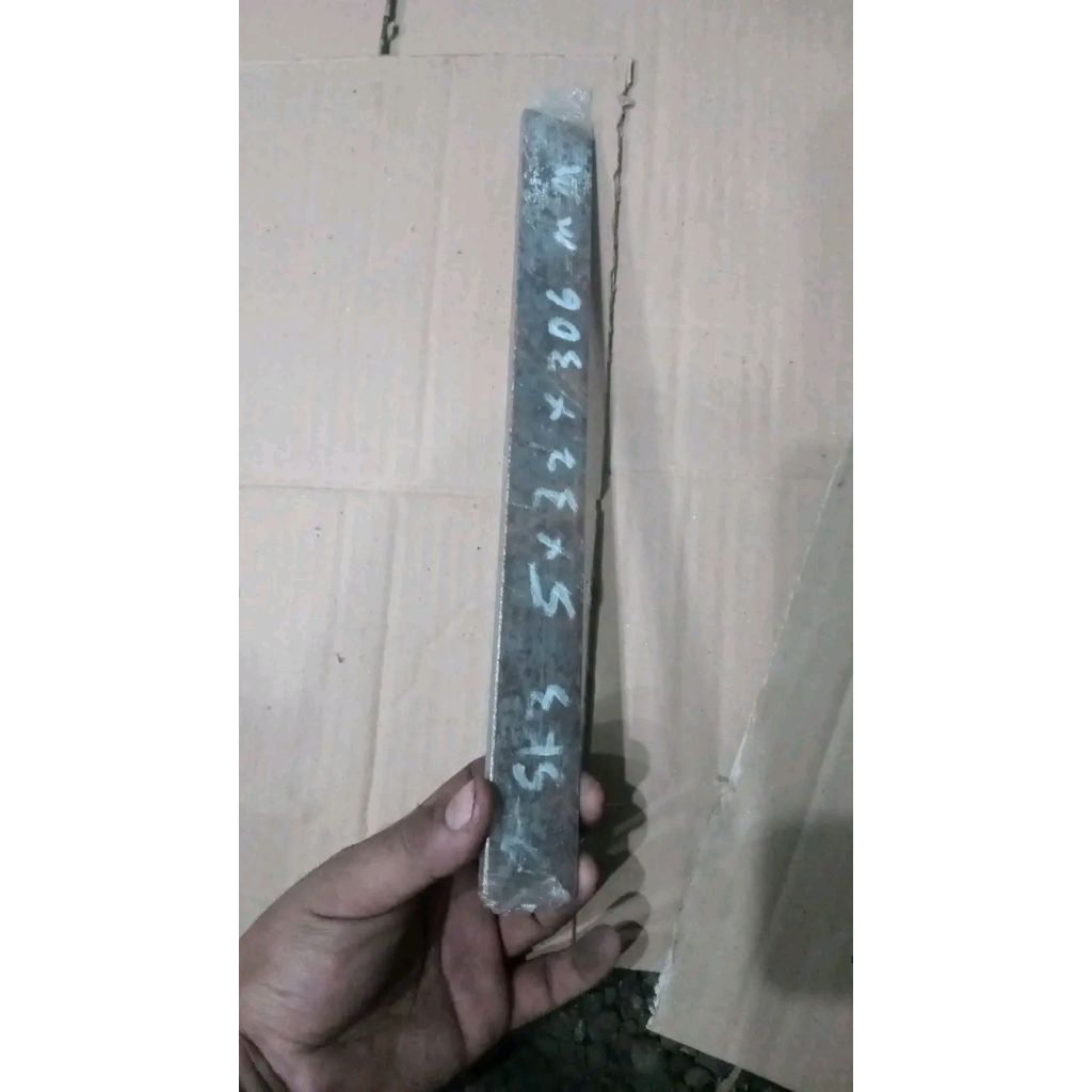 Baja High Carbon SK3 5 x 32 x 305 mm Bahan Hamon, Bahan Bushcraft, Bahan Pisau