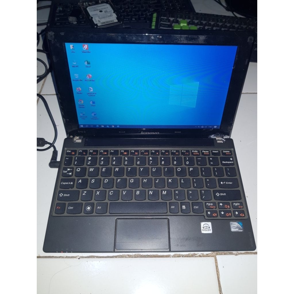 Netbook Lenovo S10-3 Layar 10 Inchi MINUS